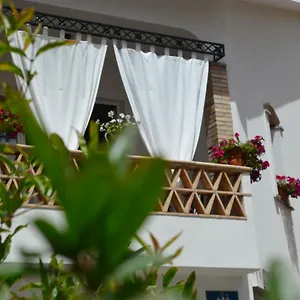 Invito Al Viaggio Giardini-Naxos